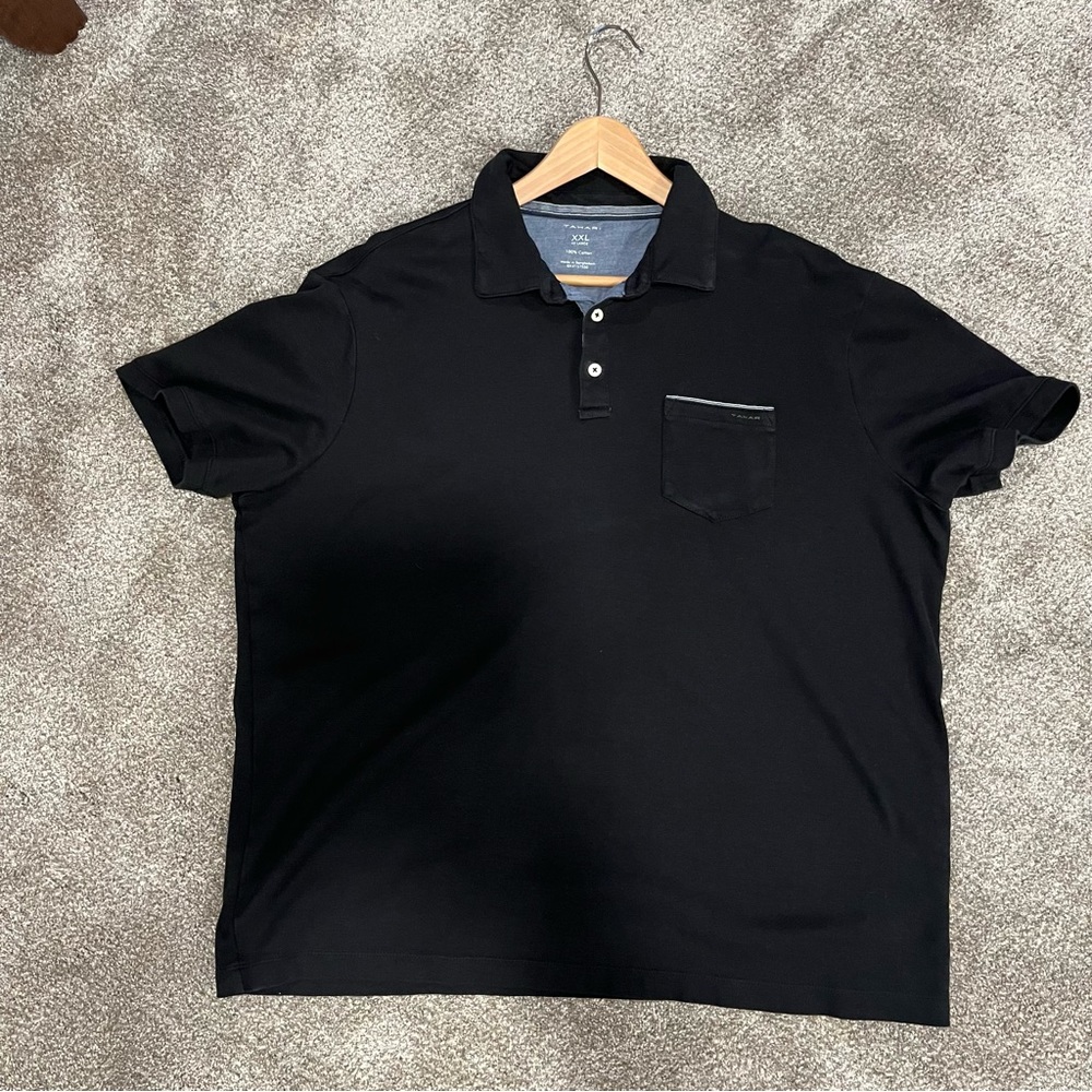 Men’s Tahari short-sleeved golf/polo shirt